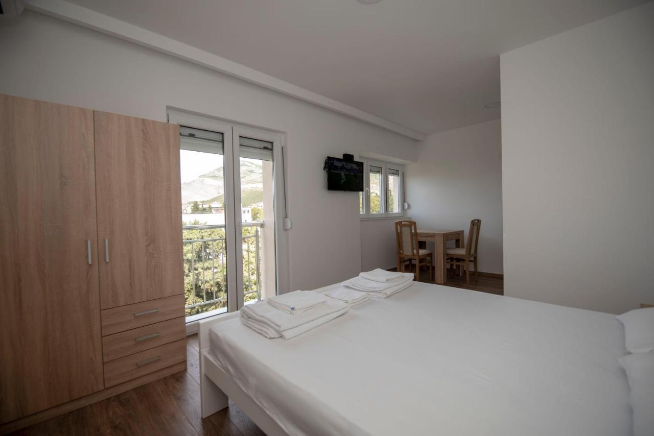 Apartman Arijana Требинье Экстерьер фото