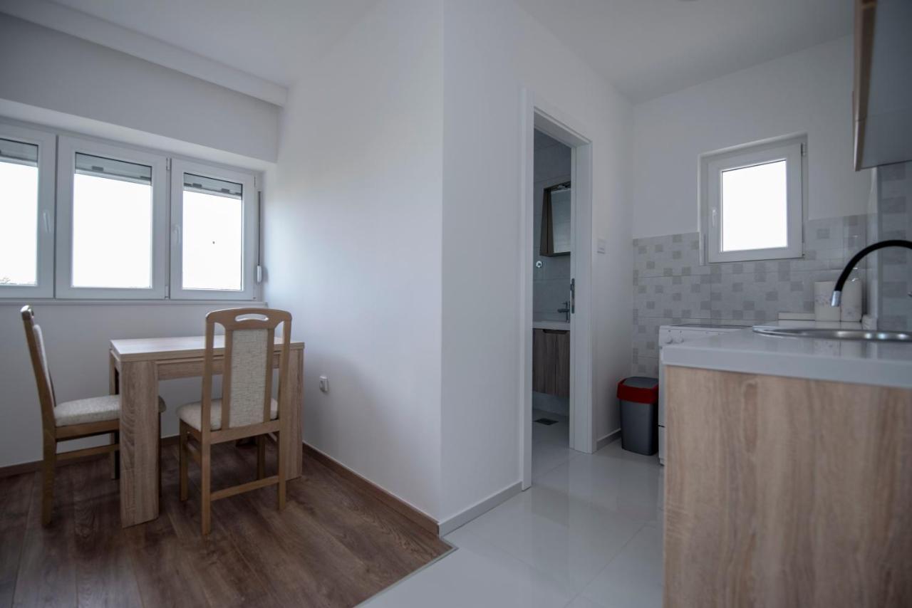 Apartman Arijana Требинье Экстерьер фото